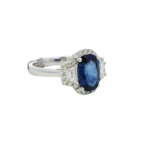 Sapphire and Diamonds Ring in White Gold