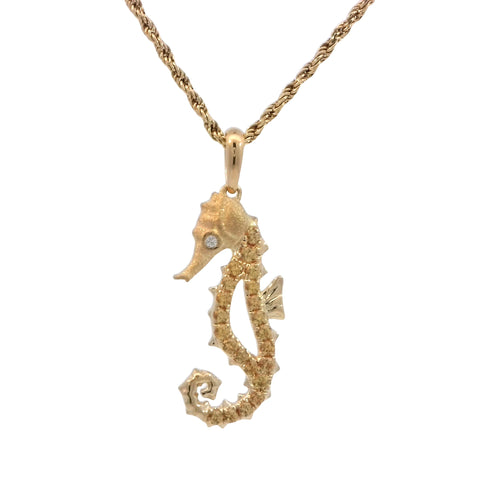 Sea Horse in Yellow Gold
