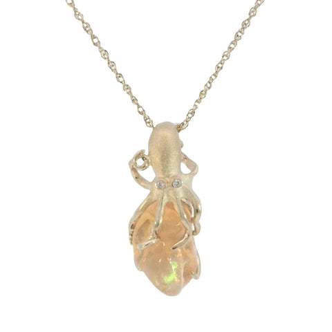 Octopus Pendant with Opal in Yellow Gold