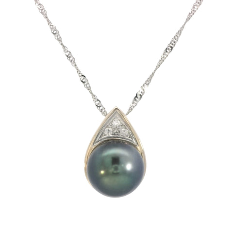 Tahitian Pearl and Diamonds Pendant in White Gold