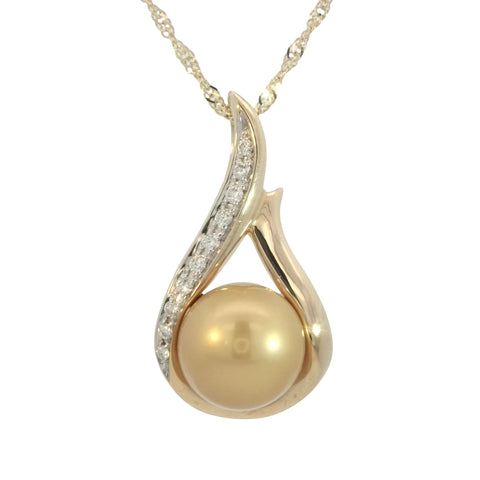 Golden South Sea Pearl and Diamonds Pendant