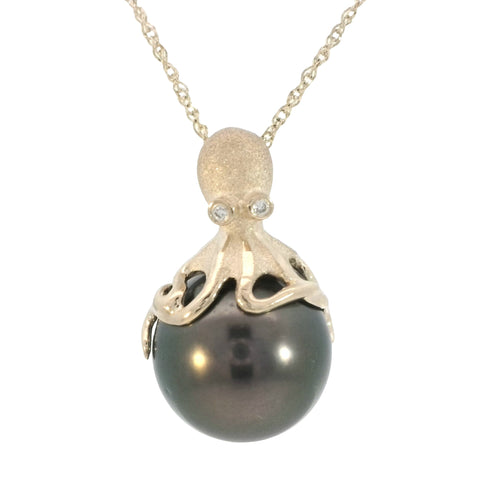 Octopus Pendant in Yellow Gold with Tahitian Pearl