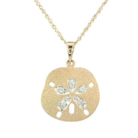 Sand Dollar Pendant in Yellow Gold