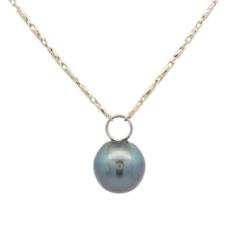 Tahitian Pearl with Circle Necklace