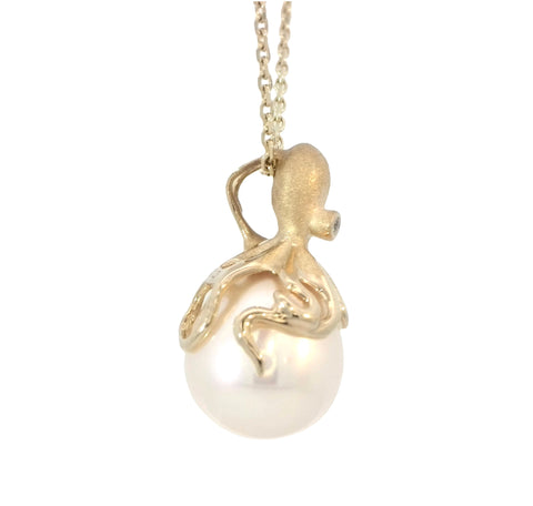 Pearl Pendant