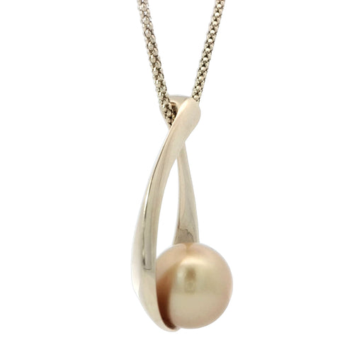 Golden South Sea Pearl Pendant