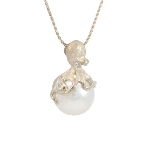 Octopus with White Pearl