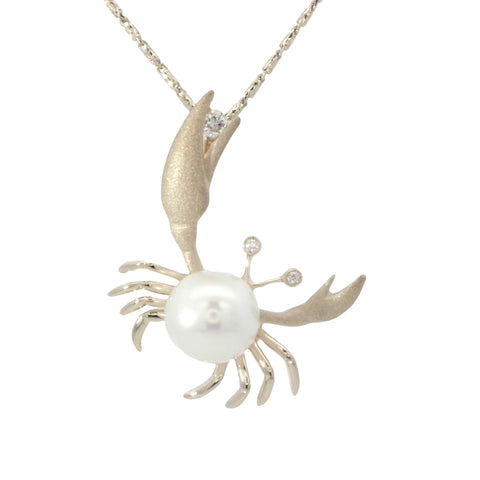 Crab Pendant in Yellow Gold with White Pearl