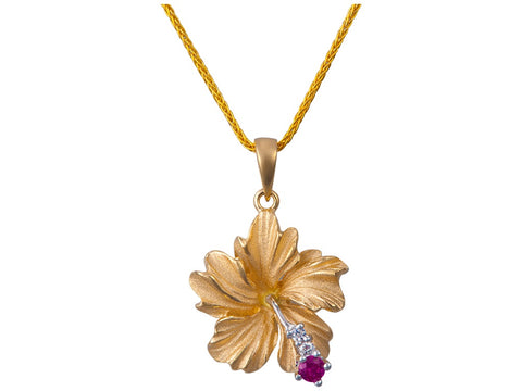 Hibiscus Pendant in Yellow Gold