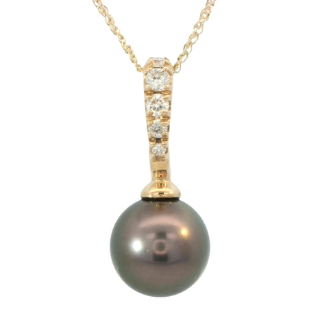 Tahitian Pearl with Diamond Pendant in Yellow Gold